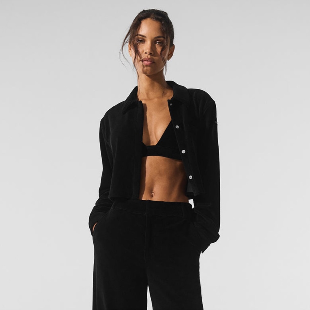 NWT Micro Corduroy Cropped Dreamer Button Down
- Black / size M